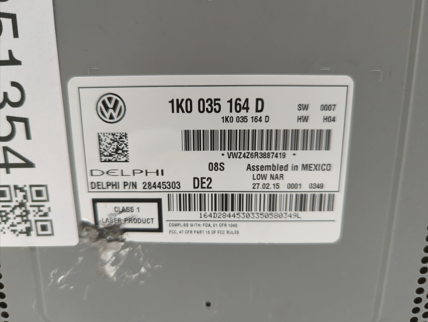 2012-2015 Volkswagen Passat Radio AM FM Cd Player Receiver Replacement P/N:1K0035164D 1K0 035 164 D Fits OEM Used Auto Parts