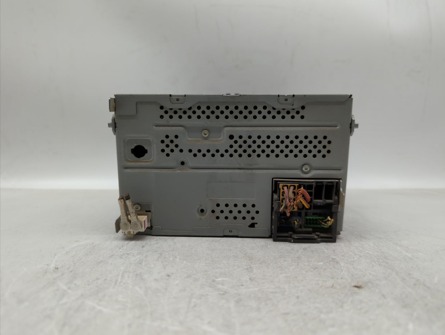 2012-2015 Volkswagen Passat Radio AM FM Cd Player Receiver Replacement P/N:1K0035164D 1K0 035 164 D Fits OEM Used Auto Parts