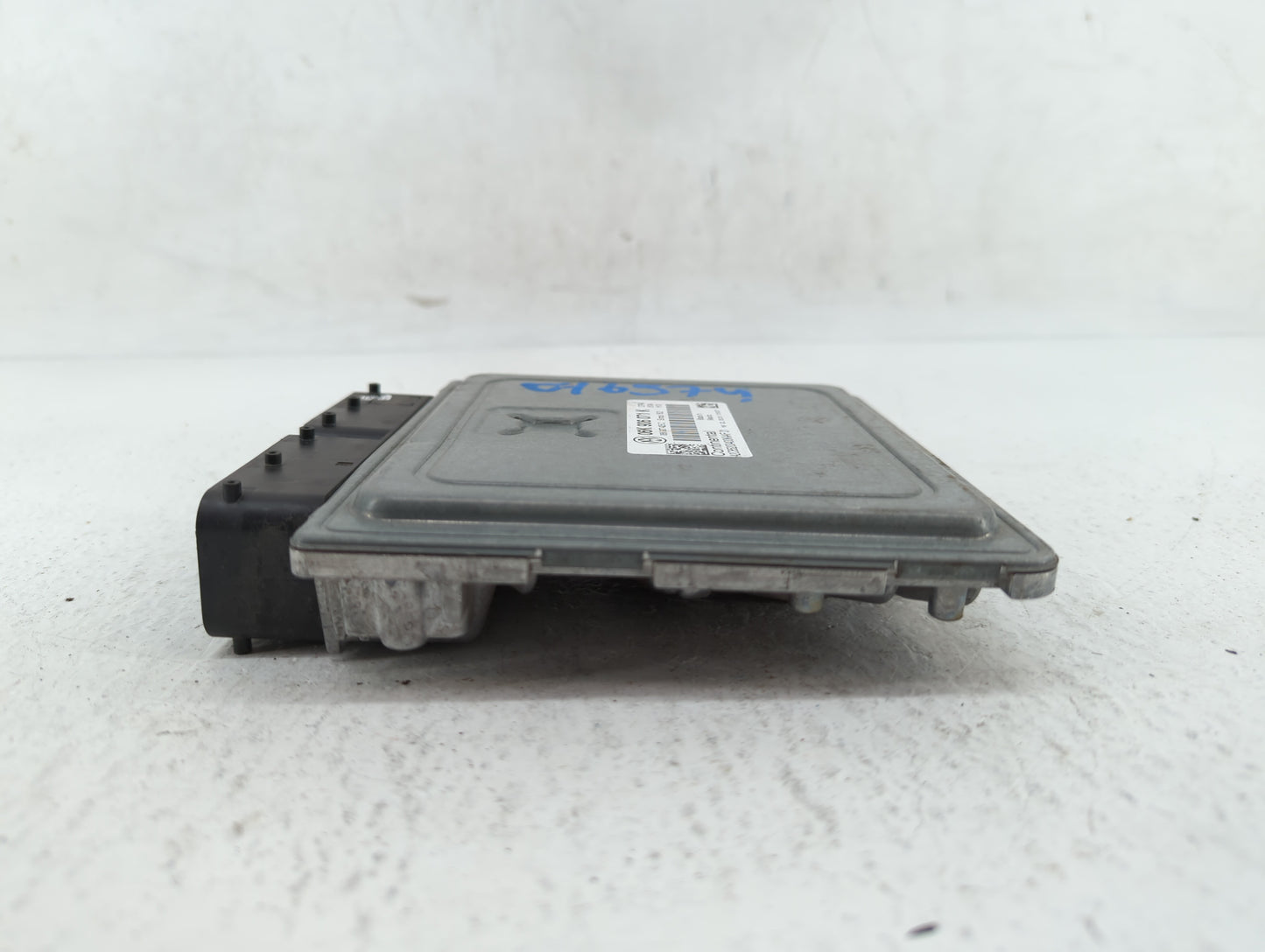 2015 Volkswagen Passat PCM Engine Control Computer ECU ECM PCU OEM P/N:06K 906 071 K Fits OEM Used Auto Parts - Oemusedautop