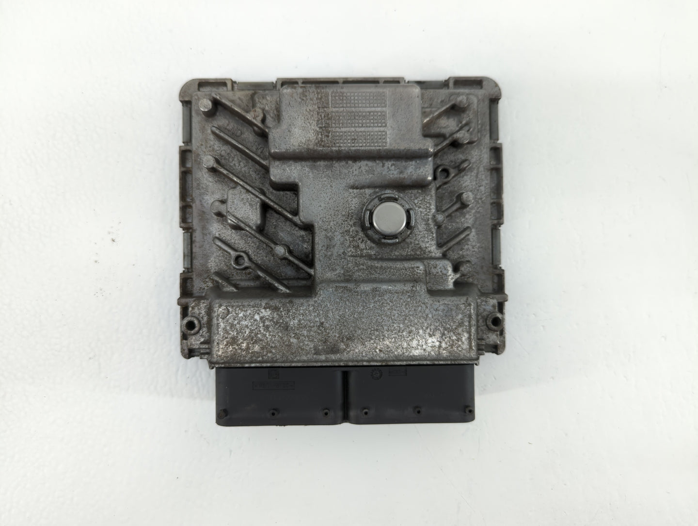 2015 Volkswagen Passat PCM Engine Control Computer ECU ECM PCU OEM P/N:06K 906 071 K Fits OEM Used Auto Parts - Oemusedautop