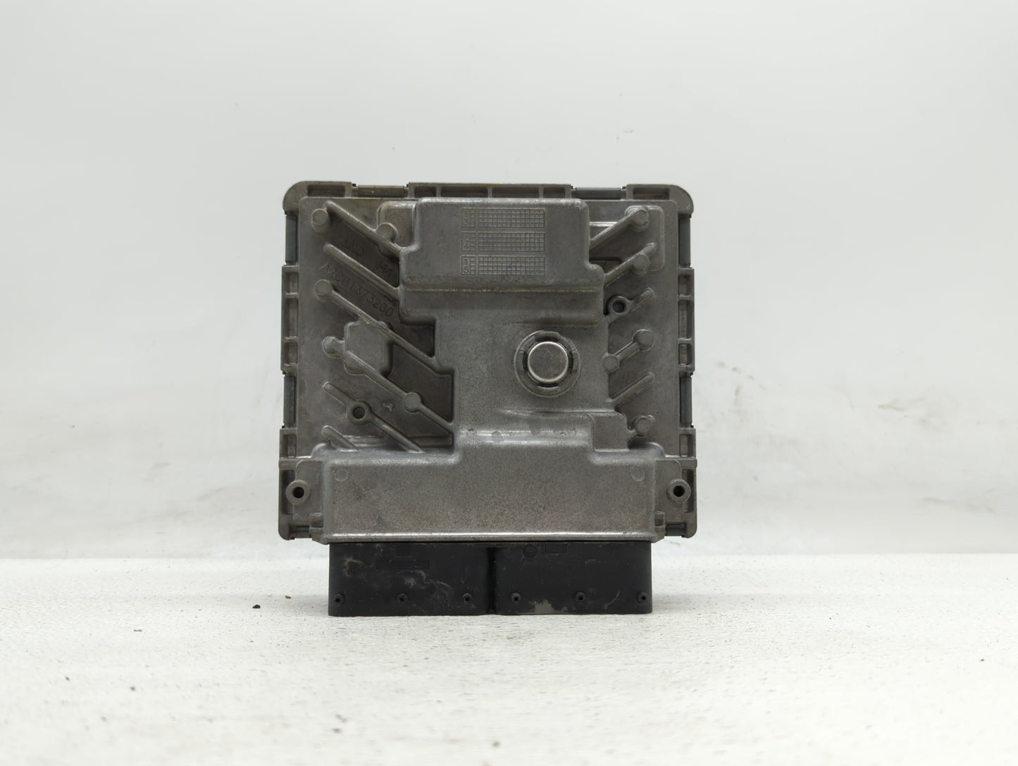 2015 Volkswagen Passat PCM Engine Control Computer ECU ECM PCU OEM P/N:06K 906 071 K Fits OEM Used Auto Parts - Oemusedautop