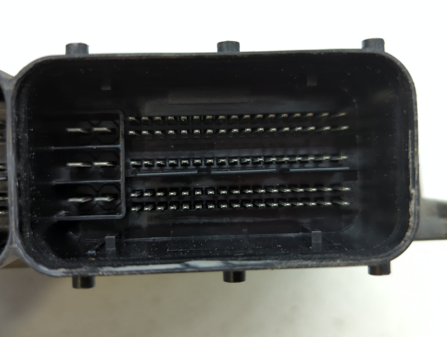 2015 Volkswagen Passat PCM Engine Control Computer ECU ECM PCU OEM P/N:06K 906 071 K Fits OEM Used Auto Parts - Oemusedautop