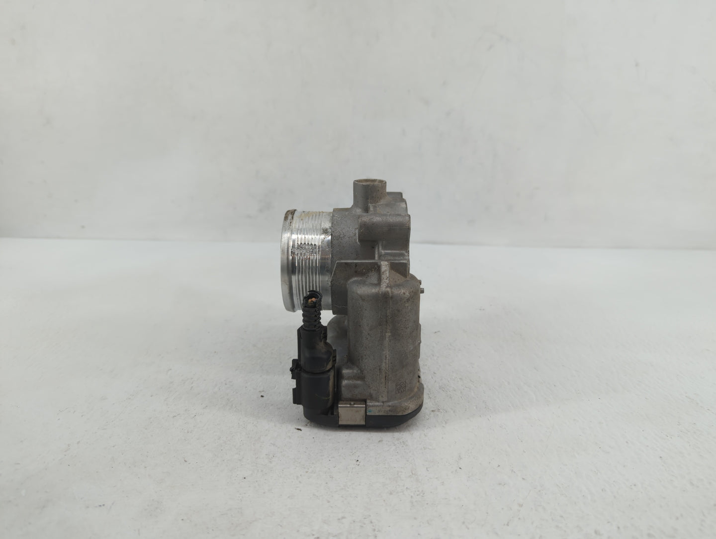 2014-2017 Volkswagen Passat Throttle Body P/N:0 280 750 718 0 280 750590, 06K 133 062 D Fits Fits 2014 2015 2016 2017 OEM Us