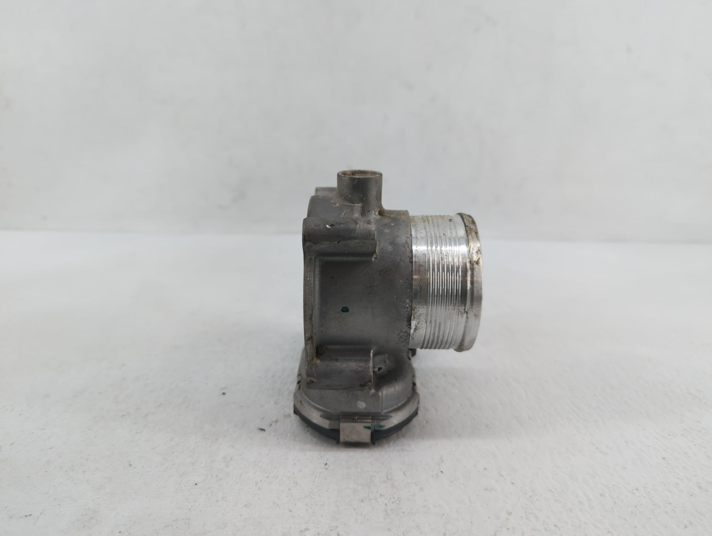 2014-2017 Volkswagen Passat Throttle Body P/N:0 280 750 718 0 280 750590, 06K 133 062 D Fits Fits 2014 2015 2016 2017 OEM Us