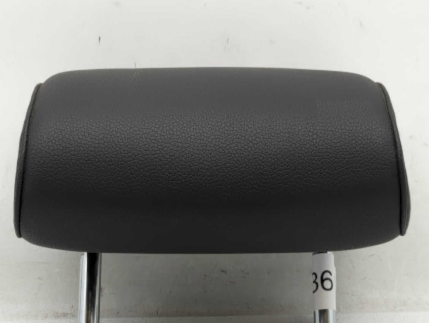 2012-2015 Volkswagen Passat Headrest Head Rest Rear Center Seat Fits Fits 2012 2013 2014 2015 OEM Used Auto Parts - Oemuseda