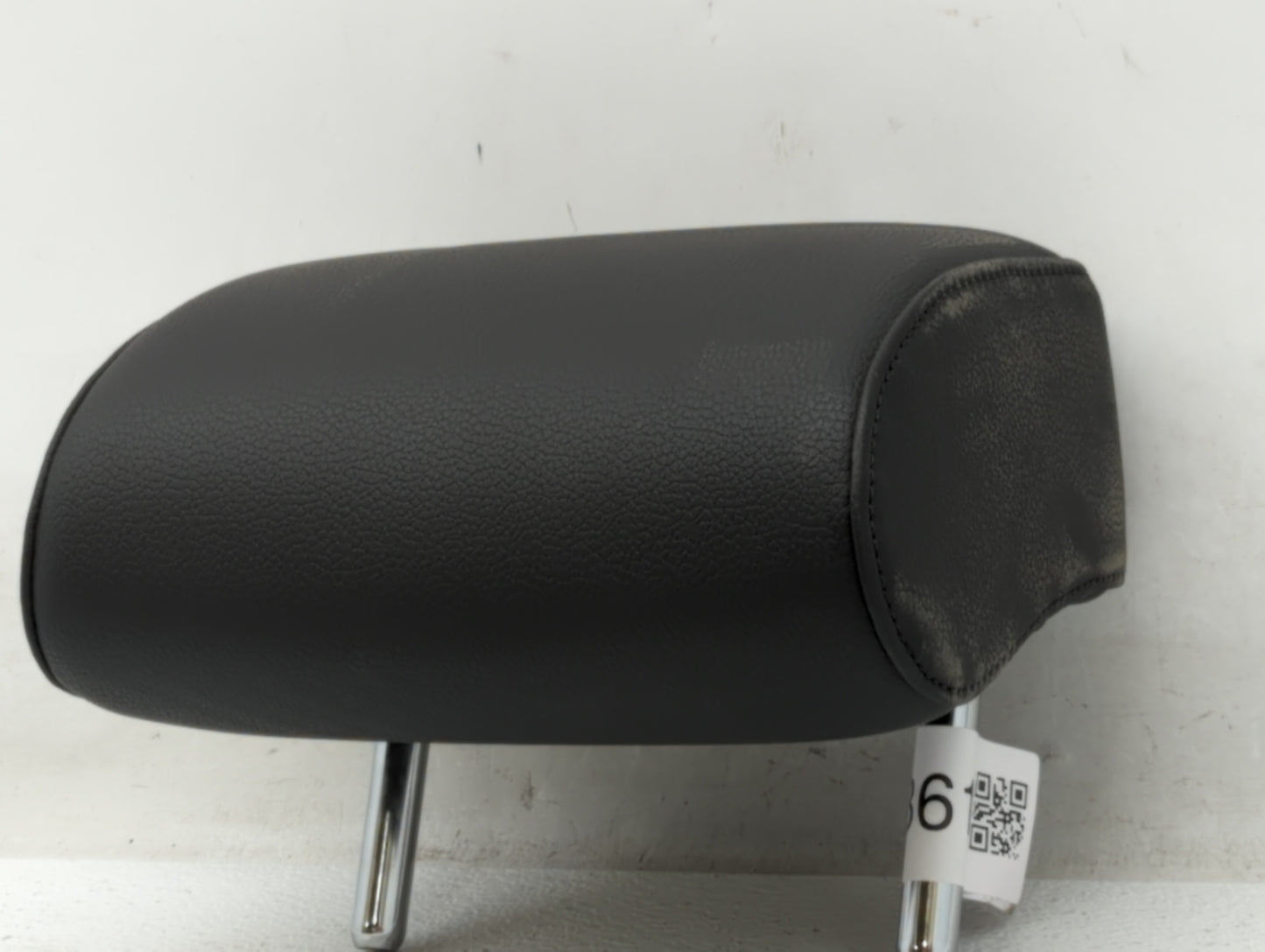 2012-2015 Volkswagen Passat Headrest Head Rest Rear Center Seat Fits Fits 2012 2013 2014 2015 OEM Used Auto Parts - Oemuseda