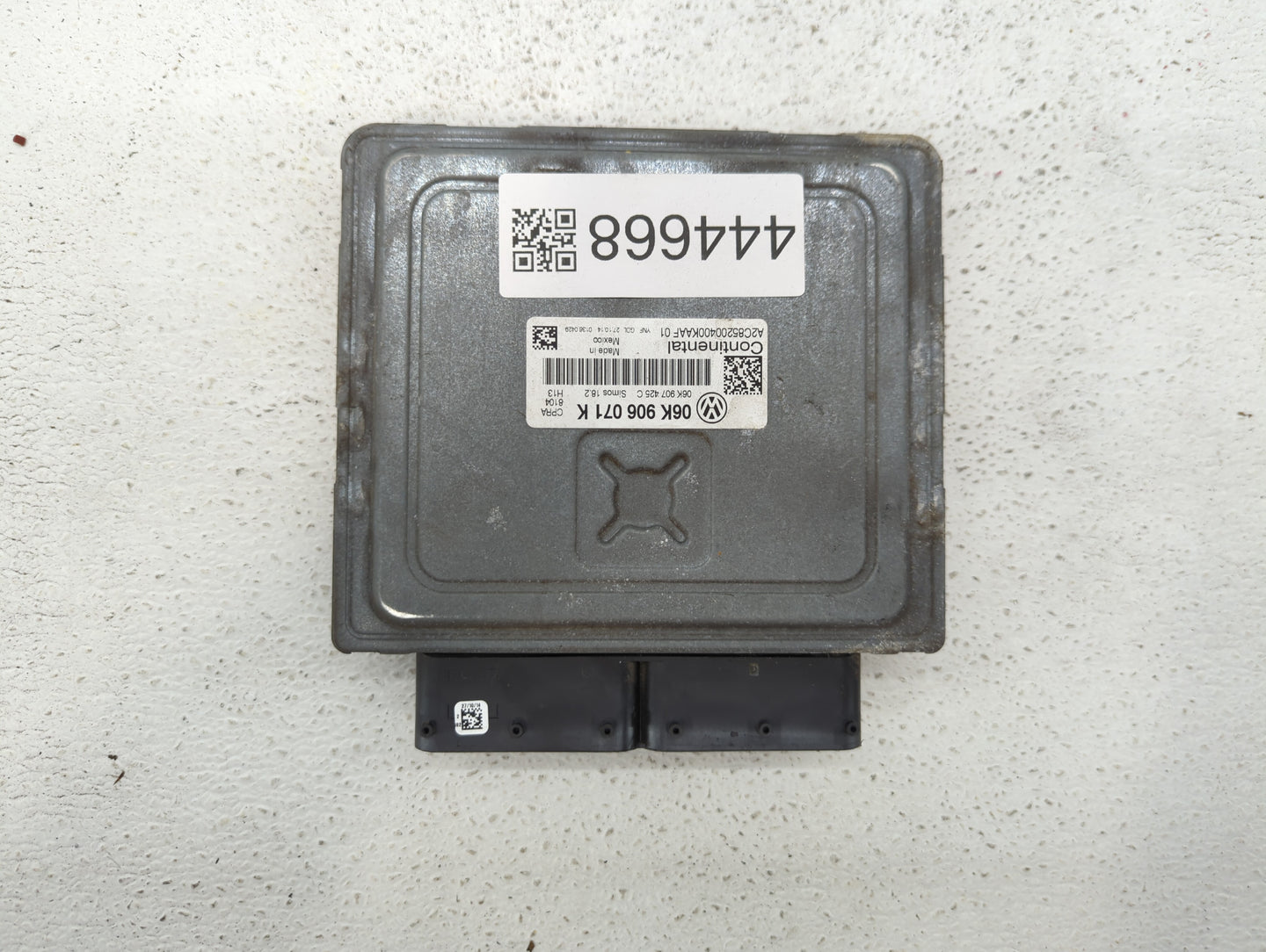 2015 Volkswagen Passat PCM Engine Control Computer ECU ECM PCU OEM P/N:06K 906 071 K Fits OEM Used Auto Parts - Oemusedautop