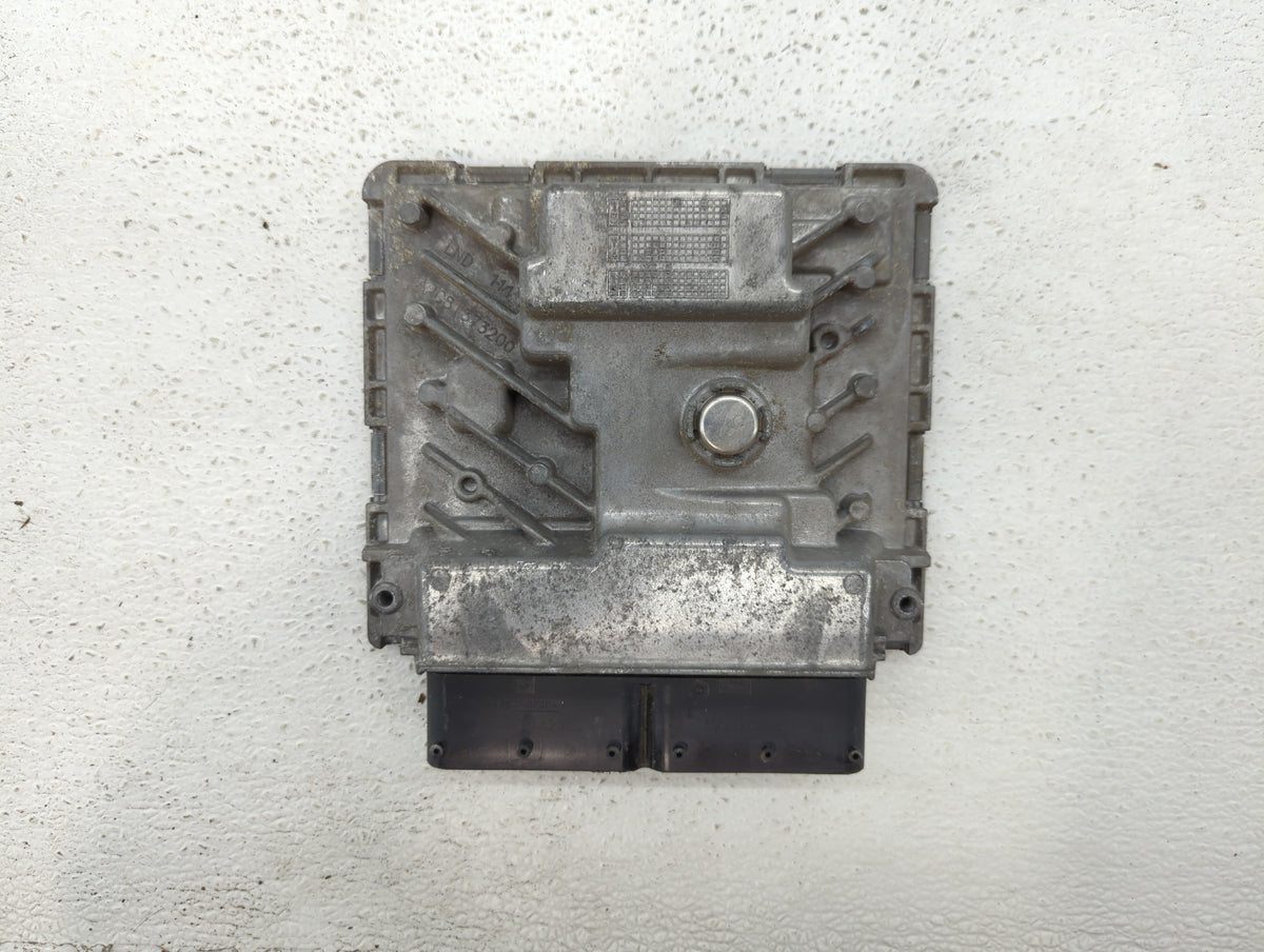 2015 Volkswagen Passat PCM Engine Control Computer ECU ECM PCU OEM P/N:06K 906 071 K OEM Used Auto Parts - Oemusedautoparts1