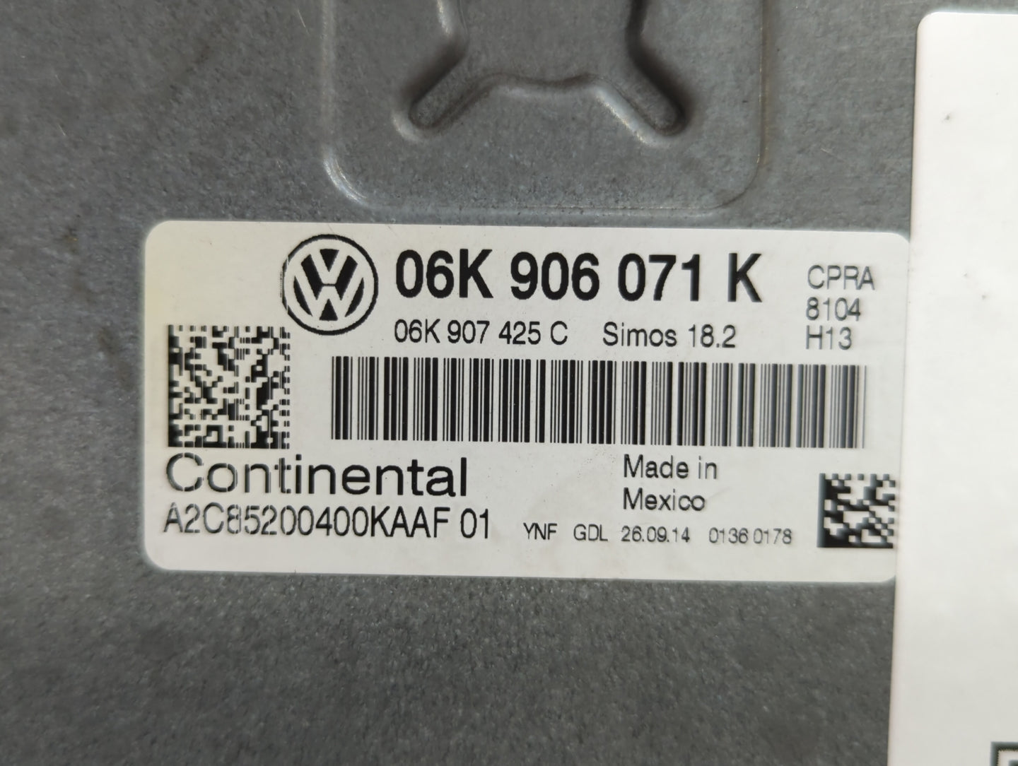 2015 Volkswagen Passat PCM Engine Control Computer ECU ECM PCU OEM P/N:06K 906 071 K Fits OEM Used Auto Parts - Oemusedautop