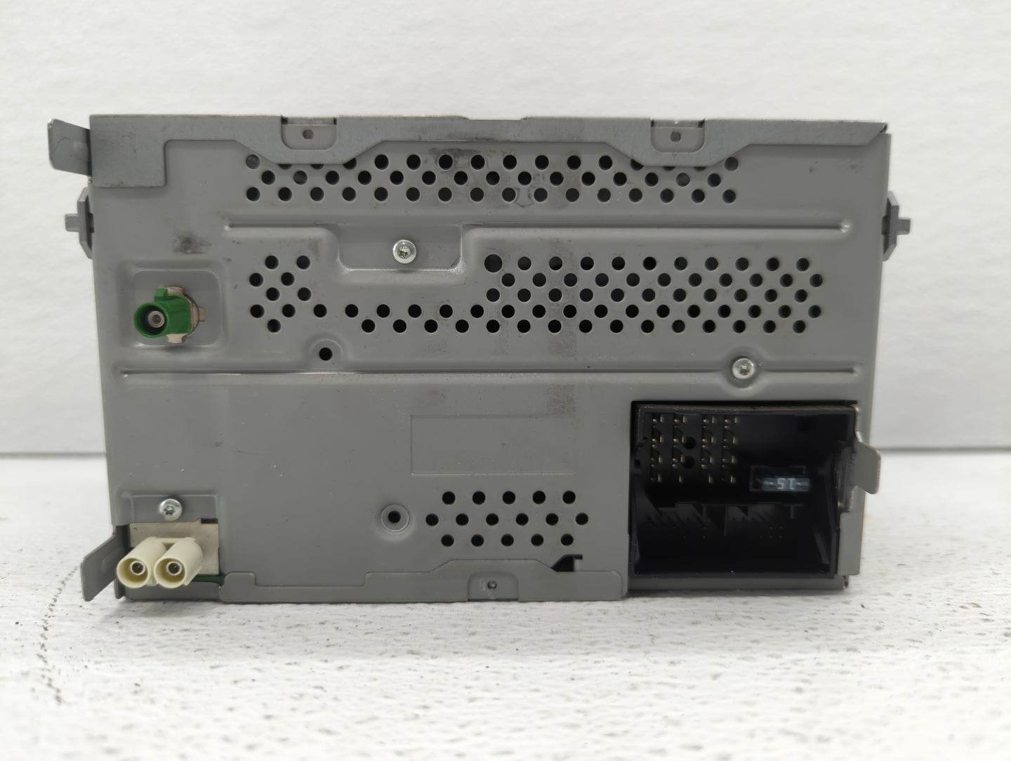 2012-2015 Volkswagen Passat Am Fm Cd Player Radio Receiver - Oemusedautoparts1.com