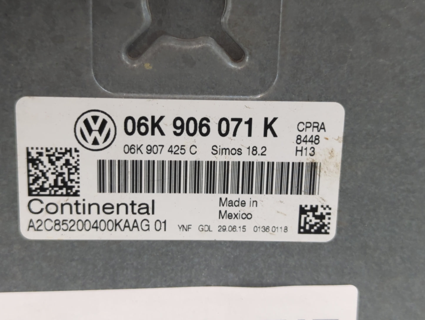 2015 Volkswagen Passat PCM Engine Control Computer ECU ECM PCU OEM P/N:06K 906 071 K Fits OEM Used Auto Parts - Oemusedautop
