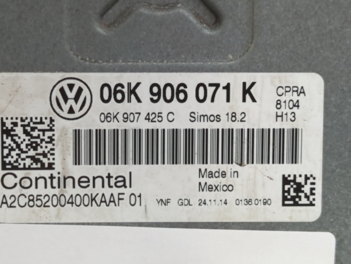 2015 Volkswagen Passat PCM Engine Control Computer ECU ECM PCU OEM P/N:06K 906 071 K Fits OEM Used Auto Parts - Oemusedautop