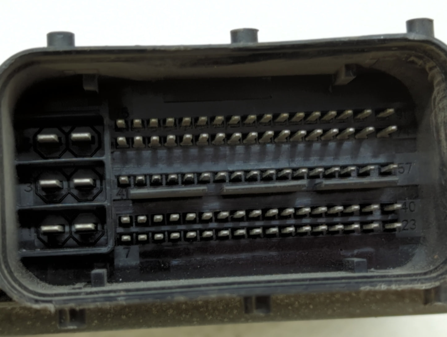 2015 Volkswagen Passat PCM Engine Control Computer ECU ECM PCU OEM P/N:06K 906 071 K Fits OEM Used Auto Parts - Oemusedautop