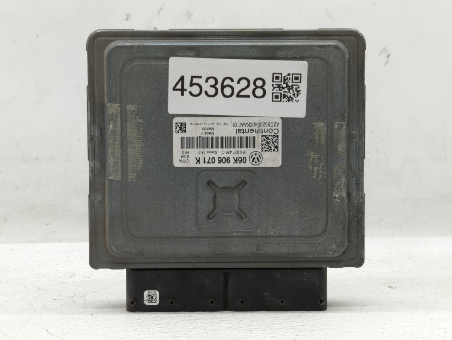 2015 Volkswagen Passat PCM Engine Control Computer ECU ECM PCU OEM P/N:06K 906 071 K Fits OEM Used Auto Parts - Oemusedautop