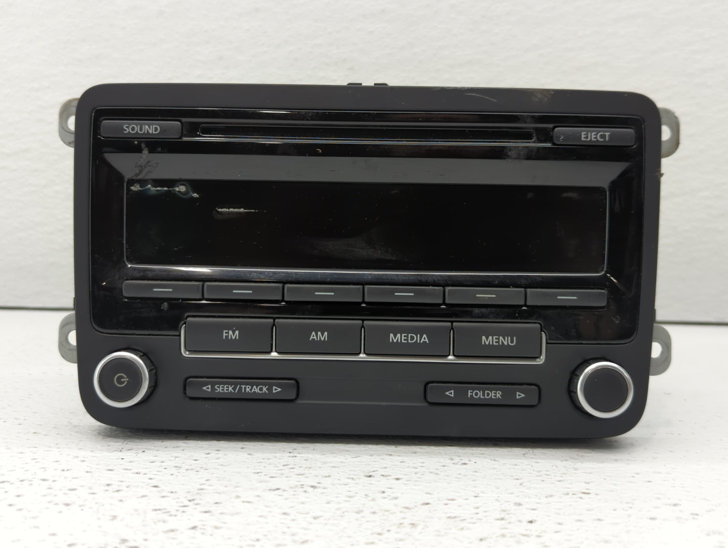 2012-2015 Volkswagen Passat Am Fm Cd Player Radio Receiver - Oemusedautoparts1.com