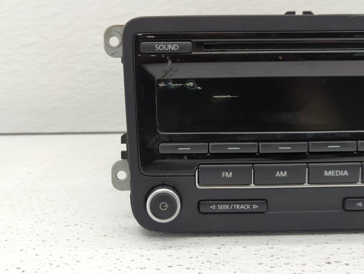 2012-2015 Volkswagen Passat Am Fm Cd Player Radio Receiver 456841 - Oemusedautoparts1.com