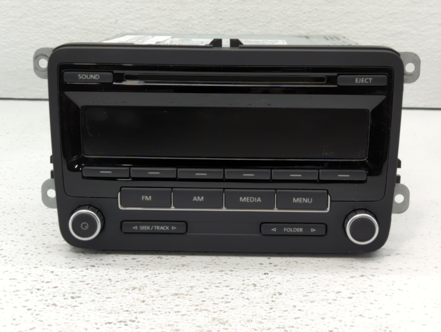 2012-2015 Volkswagen Passat Am Fm Cd Player Radio Receiver - Oemusedautoparts1.com