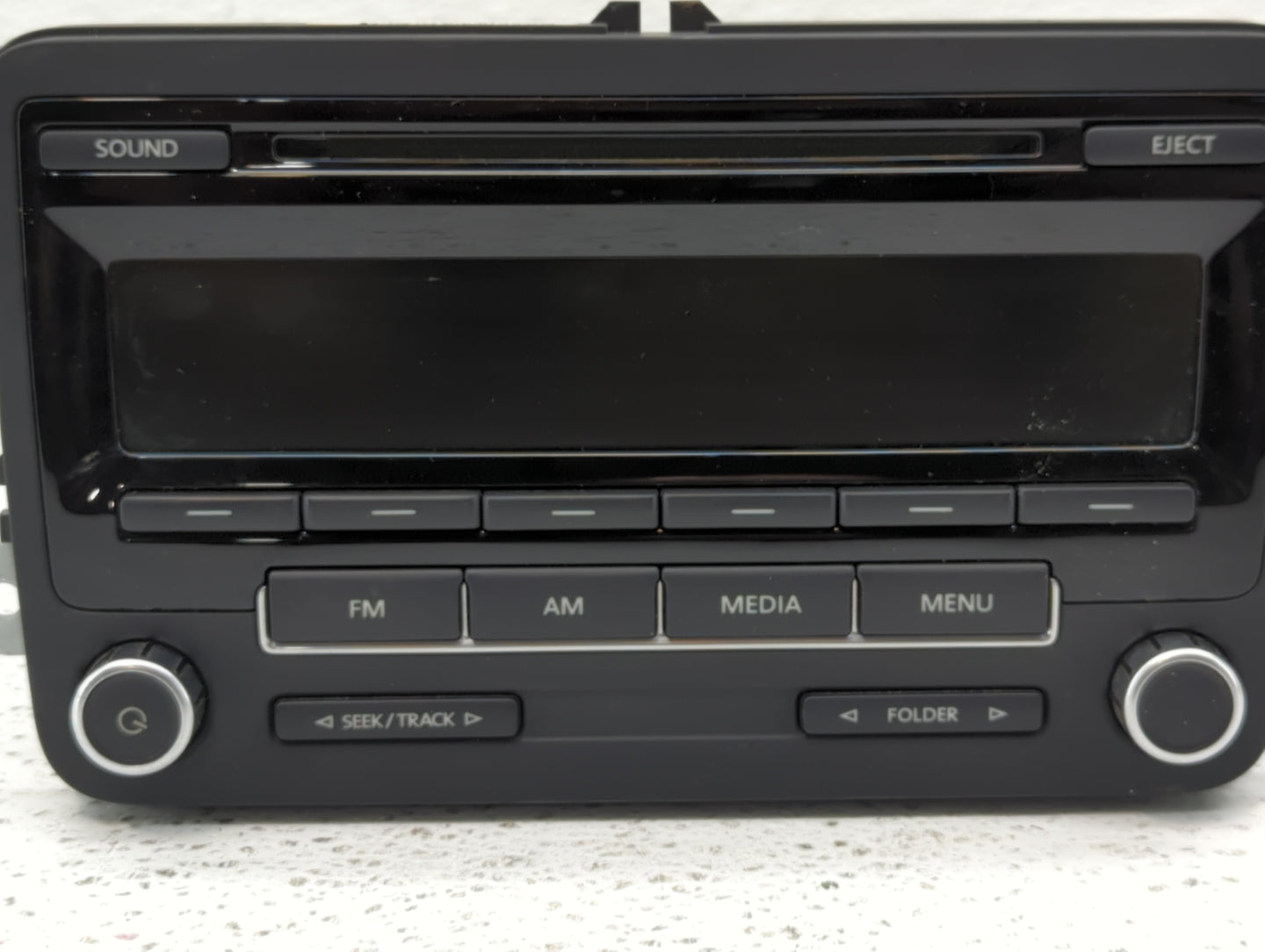 2012-2015 Volkswagen Passat Am Fm Cd Player Radio Receiver - Oemusedautoparts1.com