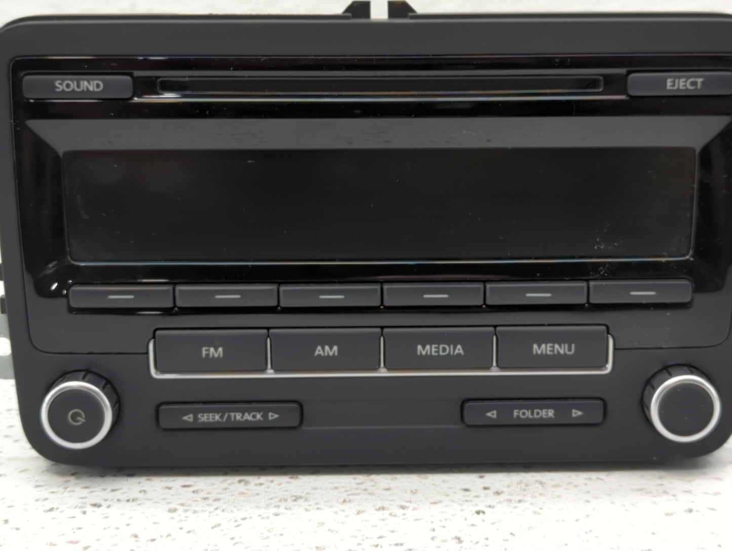 2012-2015 Volkswagen Passat Am Fm Cd Player Radio Receiver - Oemusedautoparts1.com