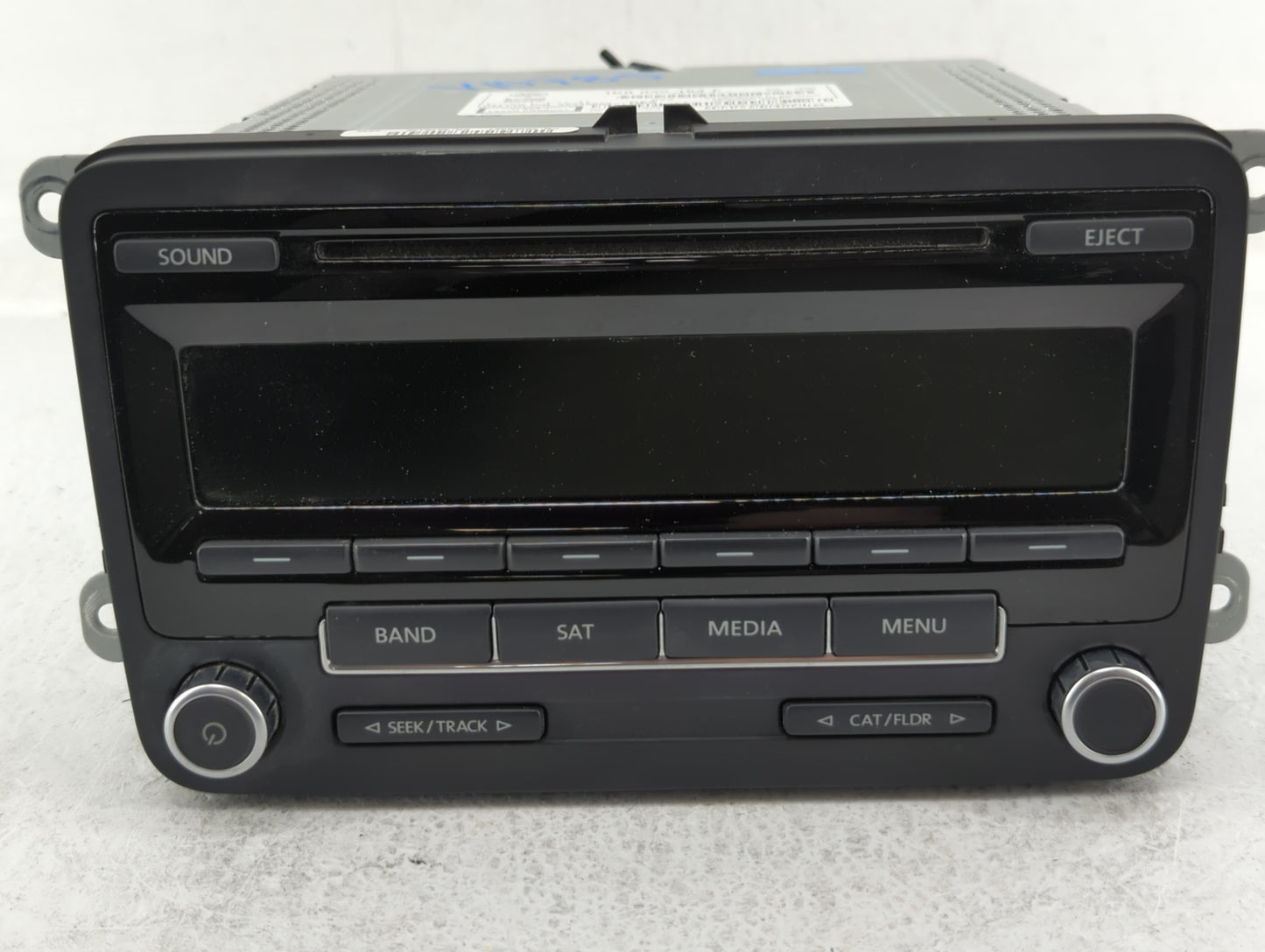 2012-2015 Volkswagen Passat Radio AM FM Cd Player Receiver Replacement P/N:1K0 035 164 D 1K0 035 164 F Fits OEM Used Auto Pa