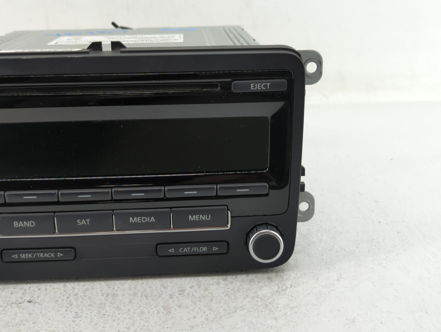 2012-2015 Volkswagen Passat Radio AM FM Cd Player Receiver Replacement P/N:1K0 035 164 D 1K0 035 164 F Fits OEM Used Auto Pa