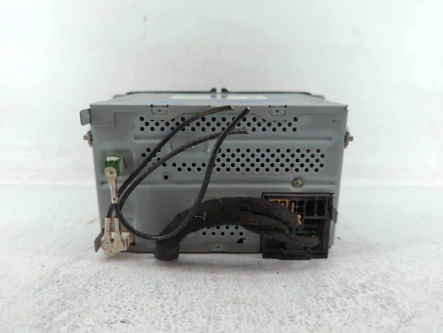 2012-2015 Volkswagen Passat Radio AM FM Cd Player Receiver Replacement P/N:1K0 035 164 D 1K0 035 164 F Fits OEM Used Auto Pa