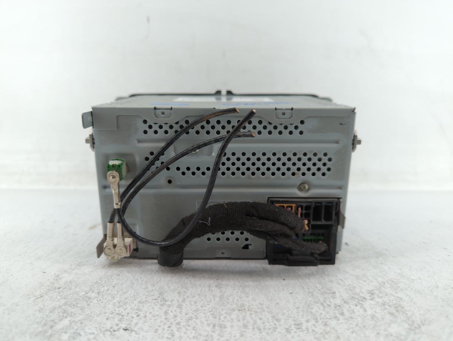 2012-2015 Volkswagen Passat Radio AM FM Cd Player Receiver Replacement P/N:1K0 035 164 D 1K0 035 164 F Fits OEM Used Auto Pa