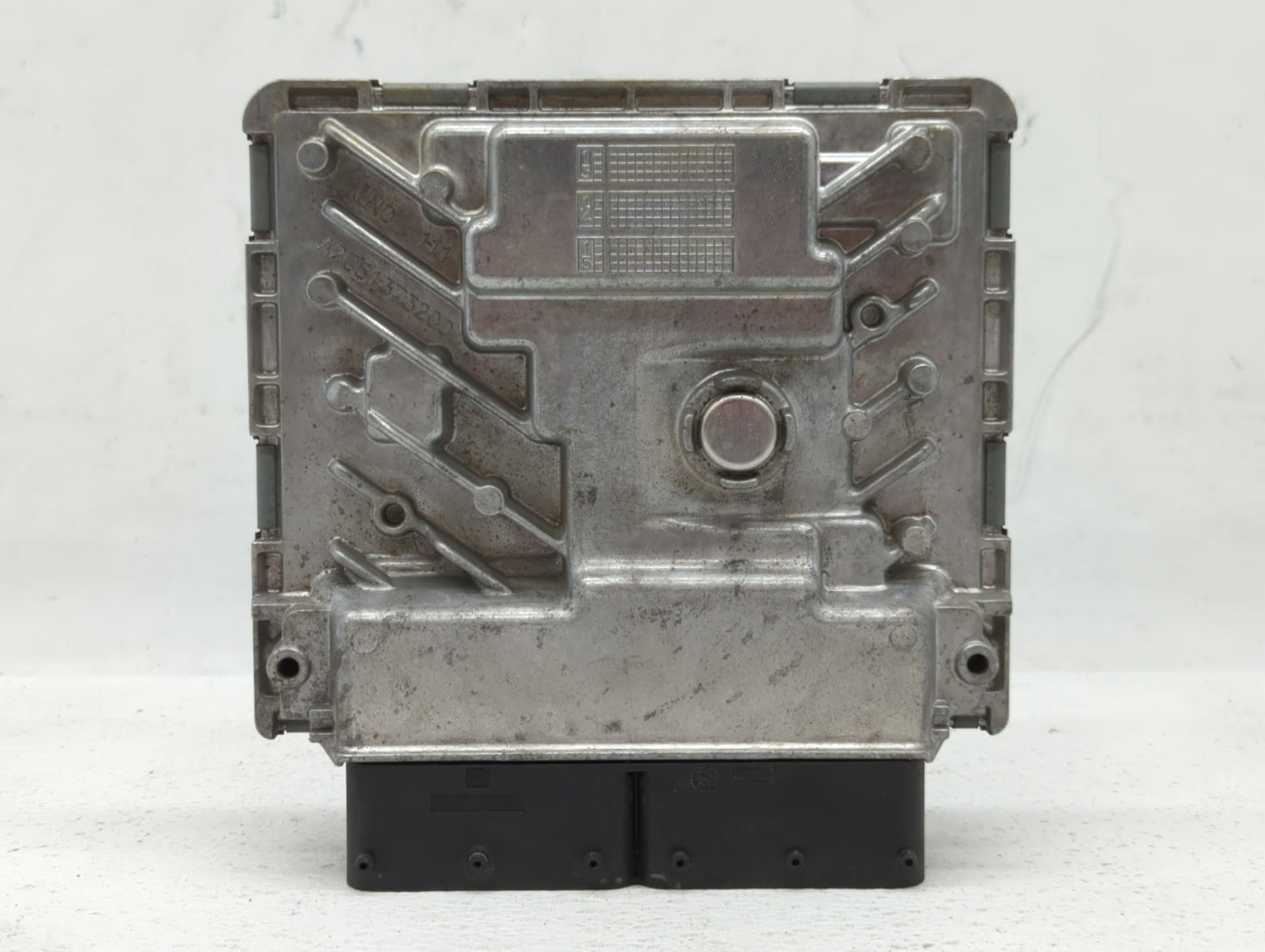 2015 Volkswagen Passat PCM Engine Control Computer ECU ECM PCU OEM P/N:06K 906 071 K Fits OEM Used Auto Parts - Oemusedautop