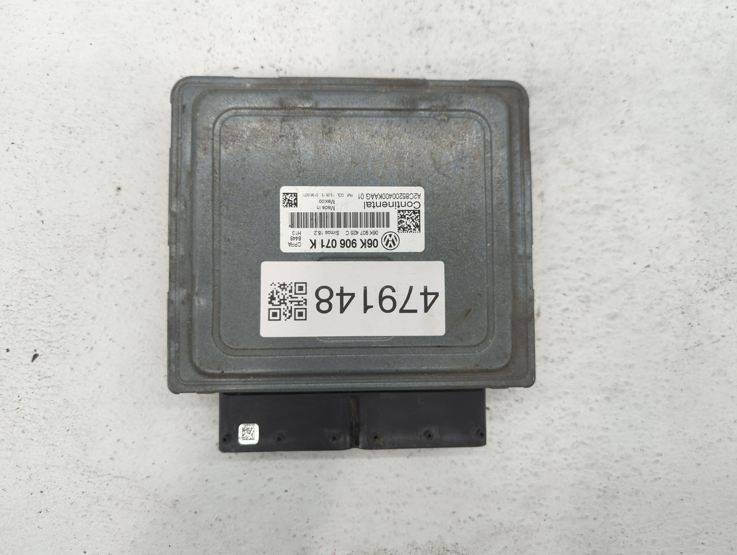2015 Volkswagen Passat PCM Engine Control Computer ECU ECM PCU OEM P/N:06K 906 071 K Fits OEM Used Auto Parts - Oemusedautop