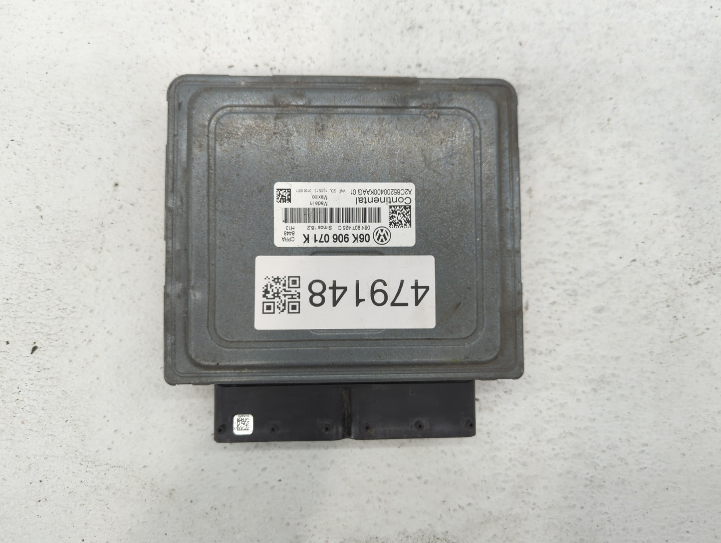 2015 Volkswagen Passat PCM Engine Control Computer ECU ECM PCU OEM P/N:06K 906 071 K Fits OEM Used Auto Parts - Oemusedautop