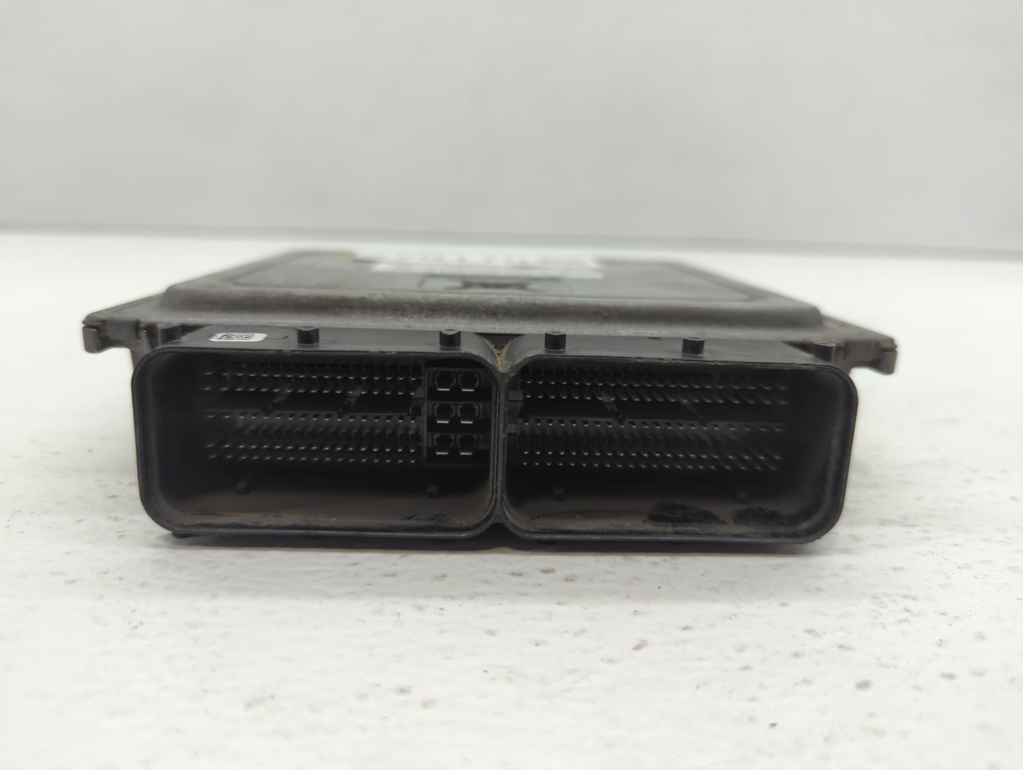 2015 Volkswagen Passat PCM Engine Control Computer ECU ECM PCU OEM P/N:06K 906 071 K Fits OEM Used Auto Parts - Oemusedautop