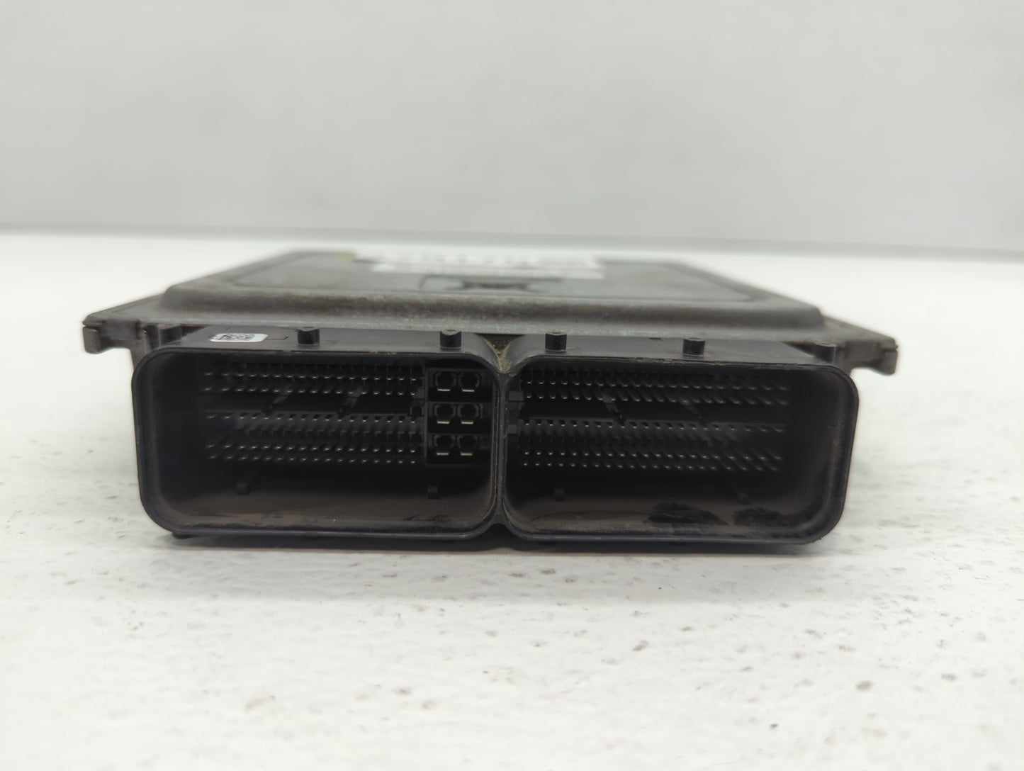 2015 Volkswagen Passat PCM Engine Control Computer ECU ECM PCU OEM P/N:06K 906 071 K Fits OEM Used Auto Parts - Oemusedautop