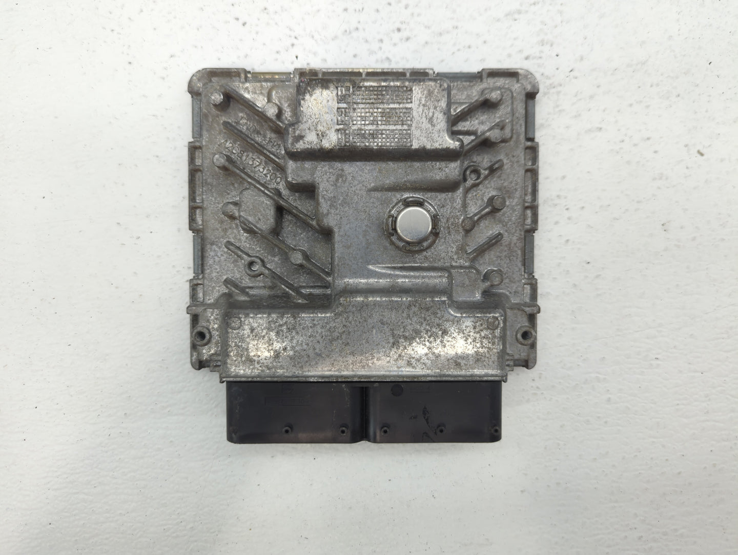 2015 Volkswagen Passat PCM Engine Control Computer ECU ECM PCU OEM P/N:06K 906 071 K Fits OEM Used Auto Parts - Oemusedautop