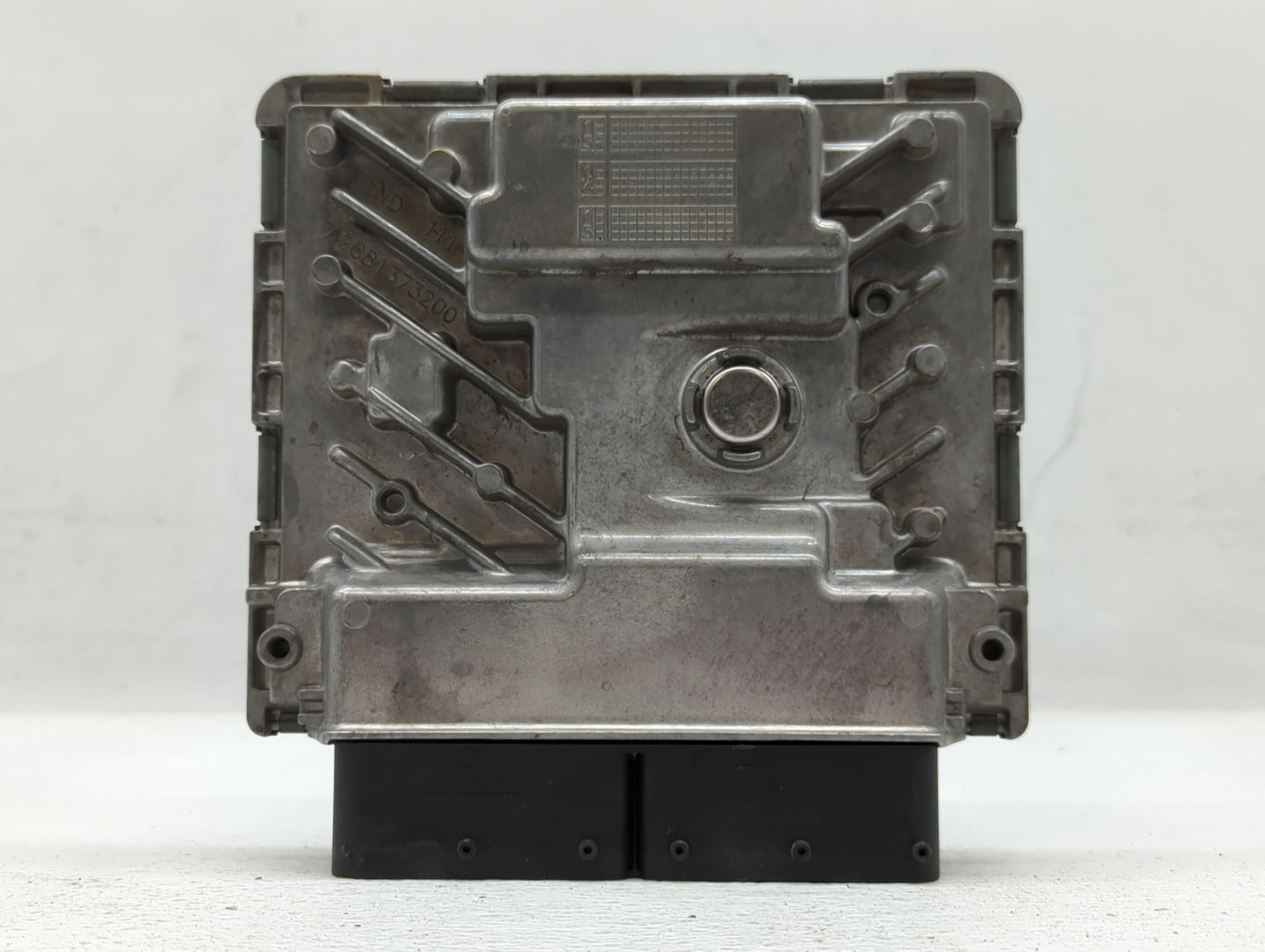 2015 Volkswagen Passat PCM Engine Control Computer ECU ECM PCU OEM P/N:06K 906 071 K Fits OEM Used Auto Parts - Oemusedautop