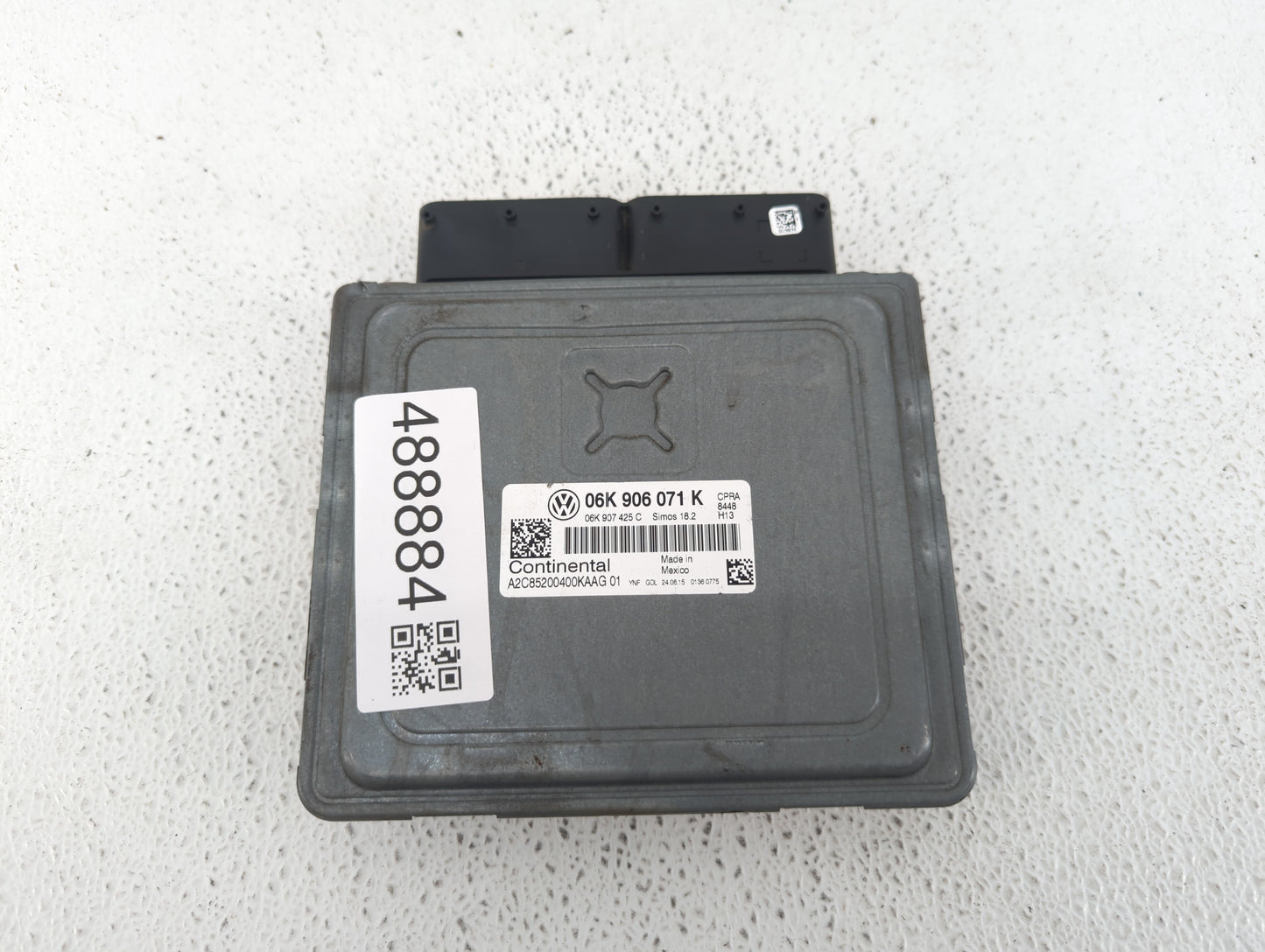 2015 Volkswagen Passat PCM Engine Control Computer ECU ECM PCU OEM P/N:06K 906 071 K Fits OEM Used Auto Parts - Oemusedautop