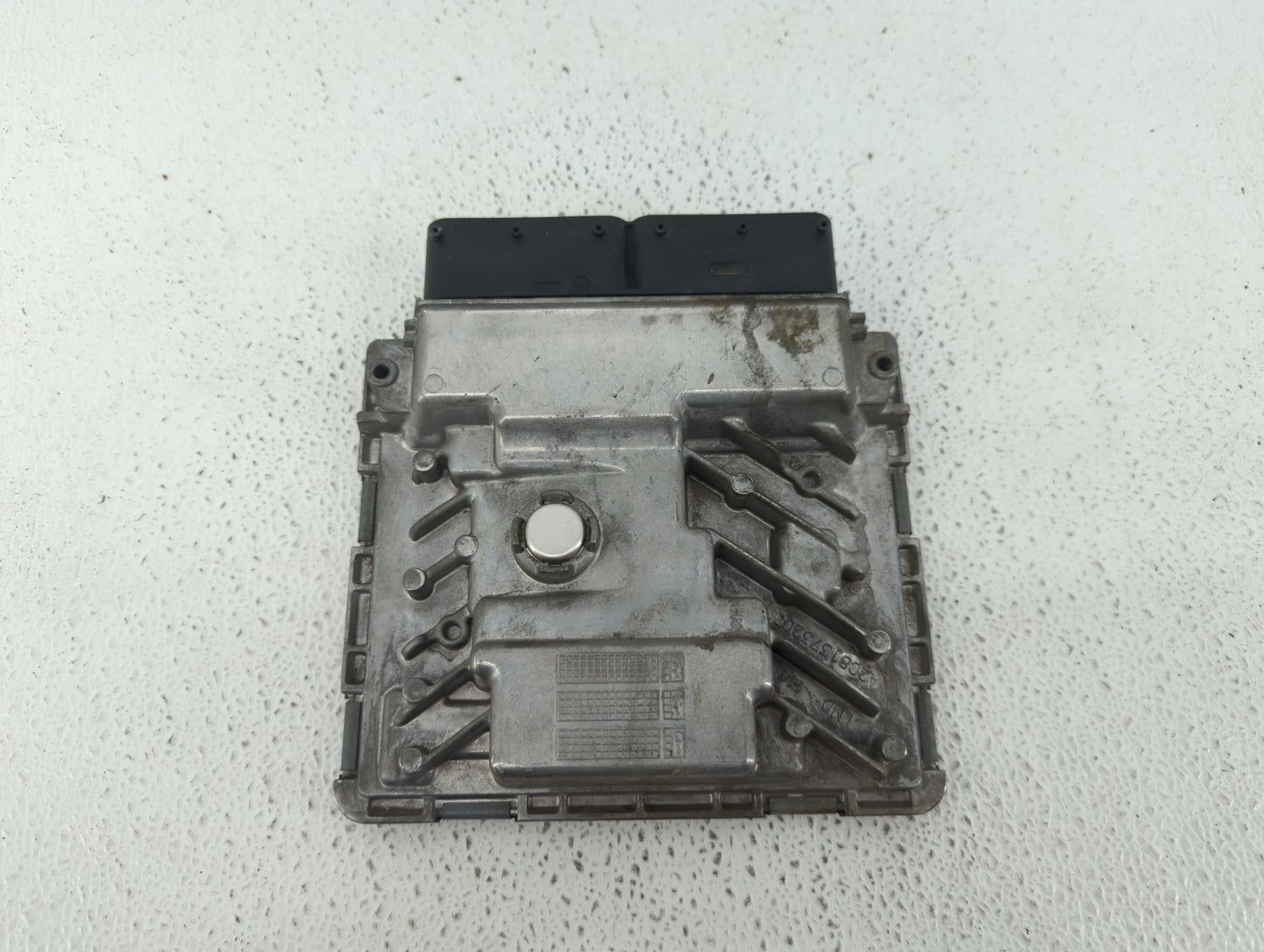 2015 Volkswagen Passat PCM Engine Control Computer ECU ECM PCU OEM P/N:06K 906 071 K Fits OEM Used Auto Parts - Oemusedautop