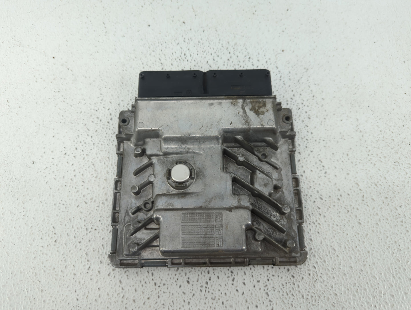 2015 Volkswagen Passat PCM Engine Control Computer ECU ECM PCU OEM P/N:06K 906 071 K Fits OEM Used Auto Parts - Oemusedautop