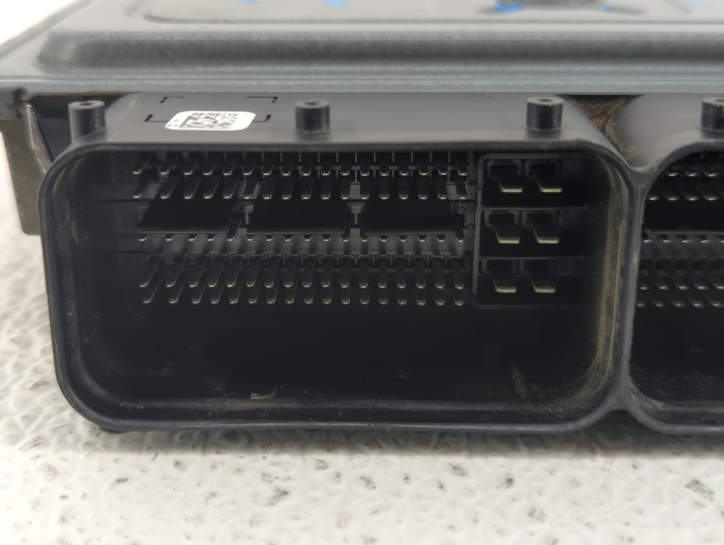 2015 Volkswagen Passat PCM Engine Control Computer ECU ECM PCU OEM P/N:06K 906 071 K Fits OEM Used Auto Parts - Oemusedautop
