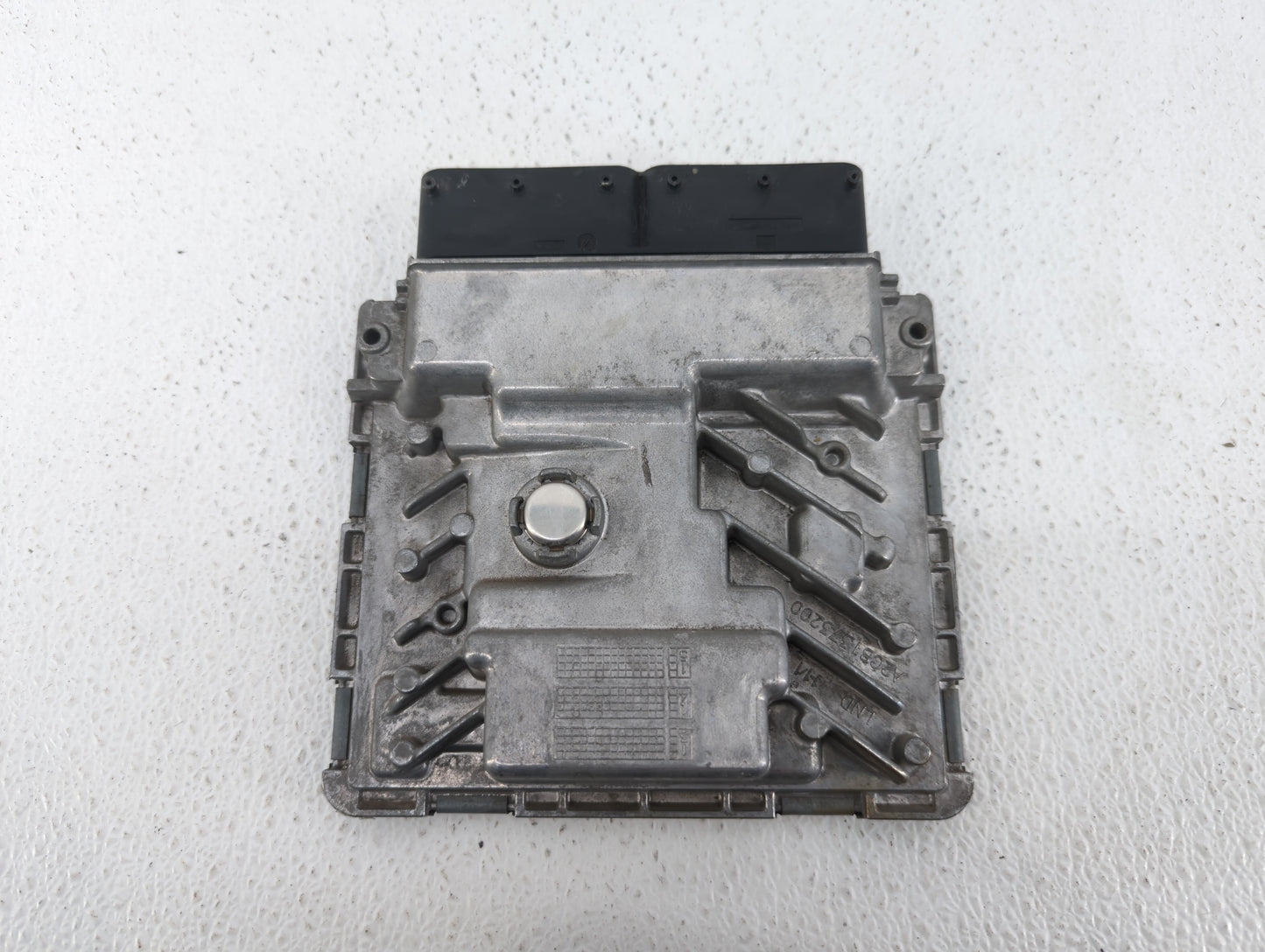 2015 Volkswagen Passat PCM Engine Control Computer ECU ECM PCU OEM P/N:06K 906 071 K Fits OEM Used Auto Parts - Oemusedautop