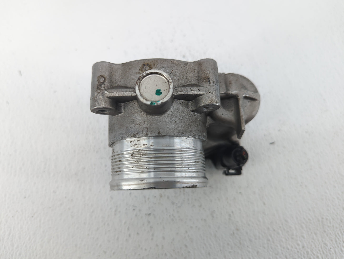 2014-2017 Volkswagen Passat Throttle Body P/N:06K 133 062 E Fits Fits 2014 2015 2016 2017 OEM Used Auto Parts - Oemusedautop