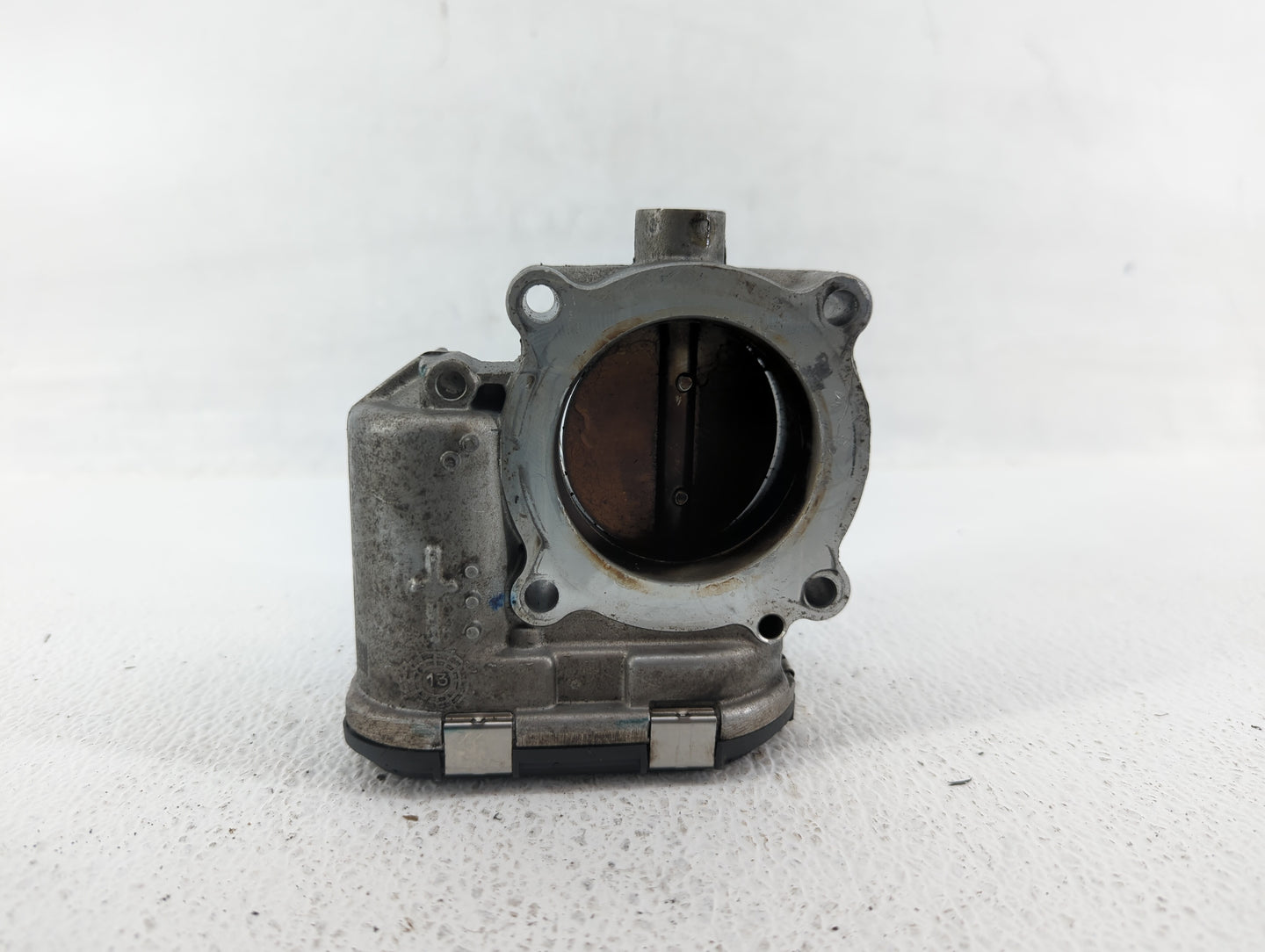 2014-2017 Volkswagen Passat Throttle Body P/N:06K 133 062 E Fits Fits 2014 2015 2016 2017 OEM Used Auto Parts - Oemusedautop