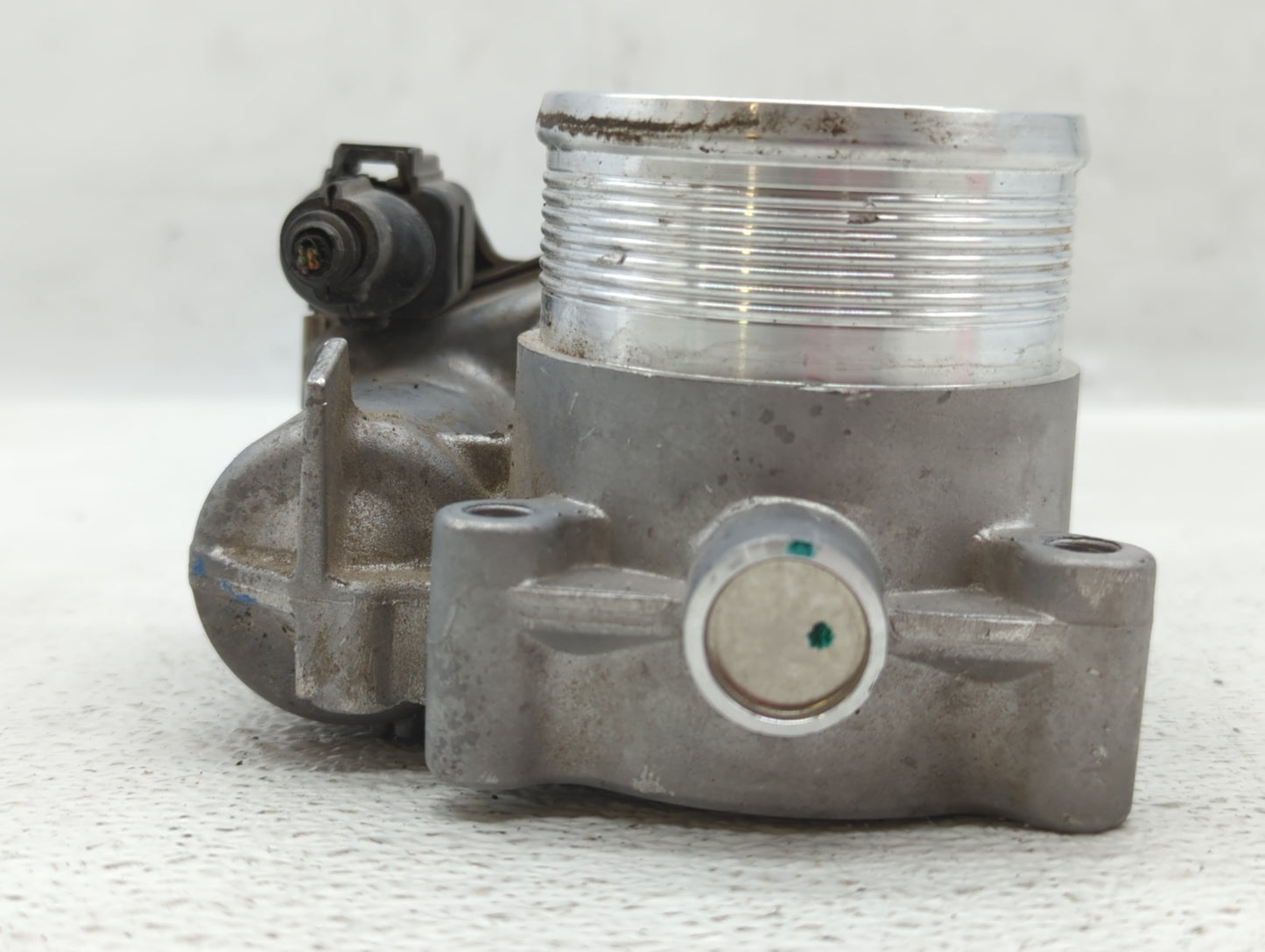 2014-2017 Volkswagen Passat Throttle Body P/N:06K 133 062 E Fits Fits 2014 2015 2016 2017 OEM Used Auto Parts - Oemusedautop