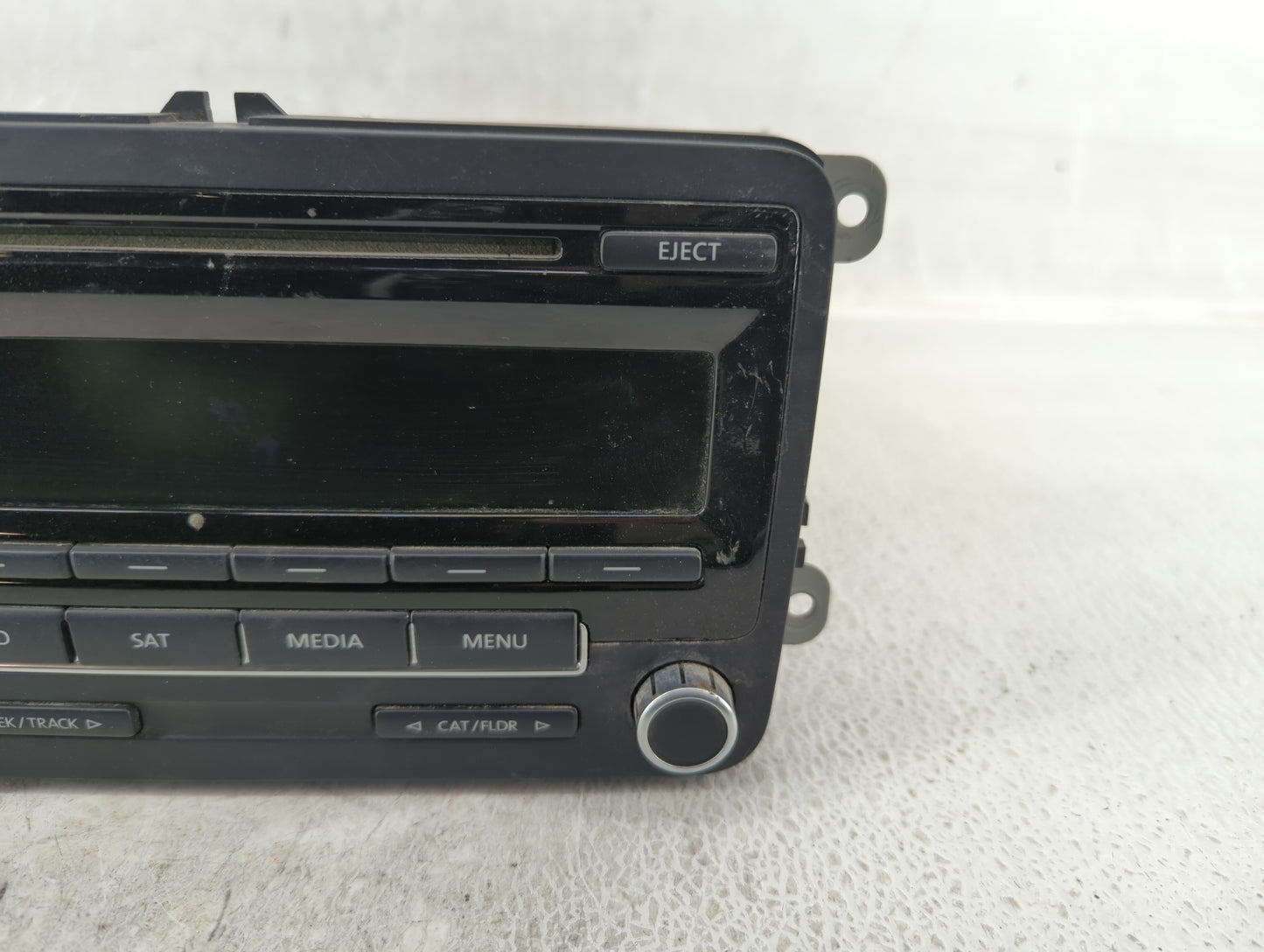 2013-2015 Volkswagen Passat Radio AM FM Cd Player Receiver Replacement P/N:1K0 035 164 F Fits Fits 2013 2014 2015 2016 2017 