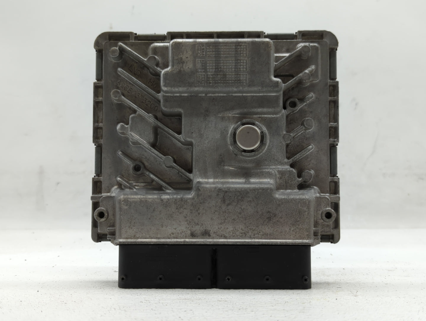 2015 Volkswagen Passat PCM Engine Control Computer ECU ECM PCU OEM P/N:06K 906 071 K Fits OEM Used Auto Parts - Oemusedautop