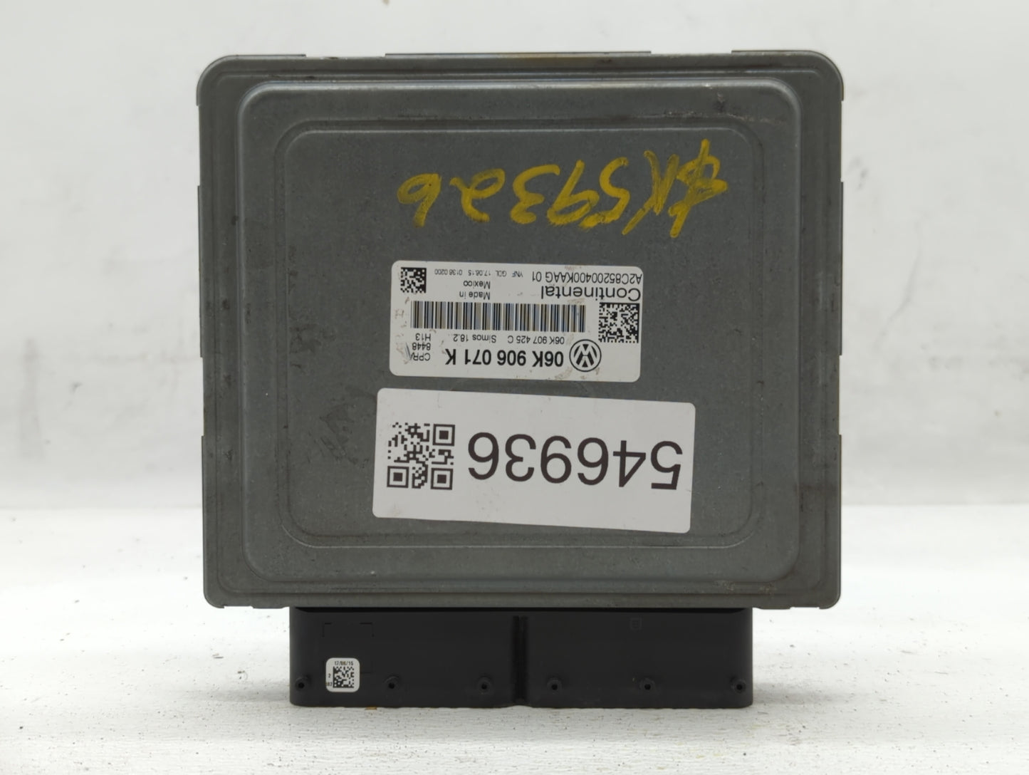 2015 Volkswagen Passat PCM Engine Control Computer ECU ECM PCU OEM P/N:06K 906 071 K Fits OEM Used Auto Parts - Oemusedautop