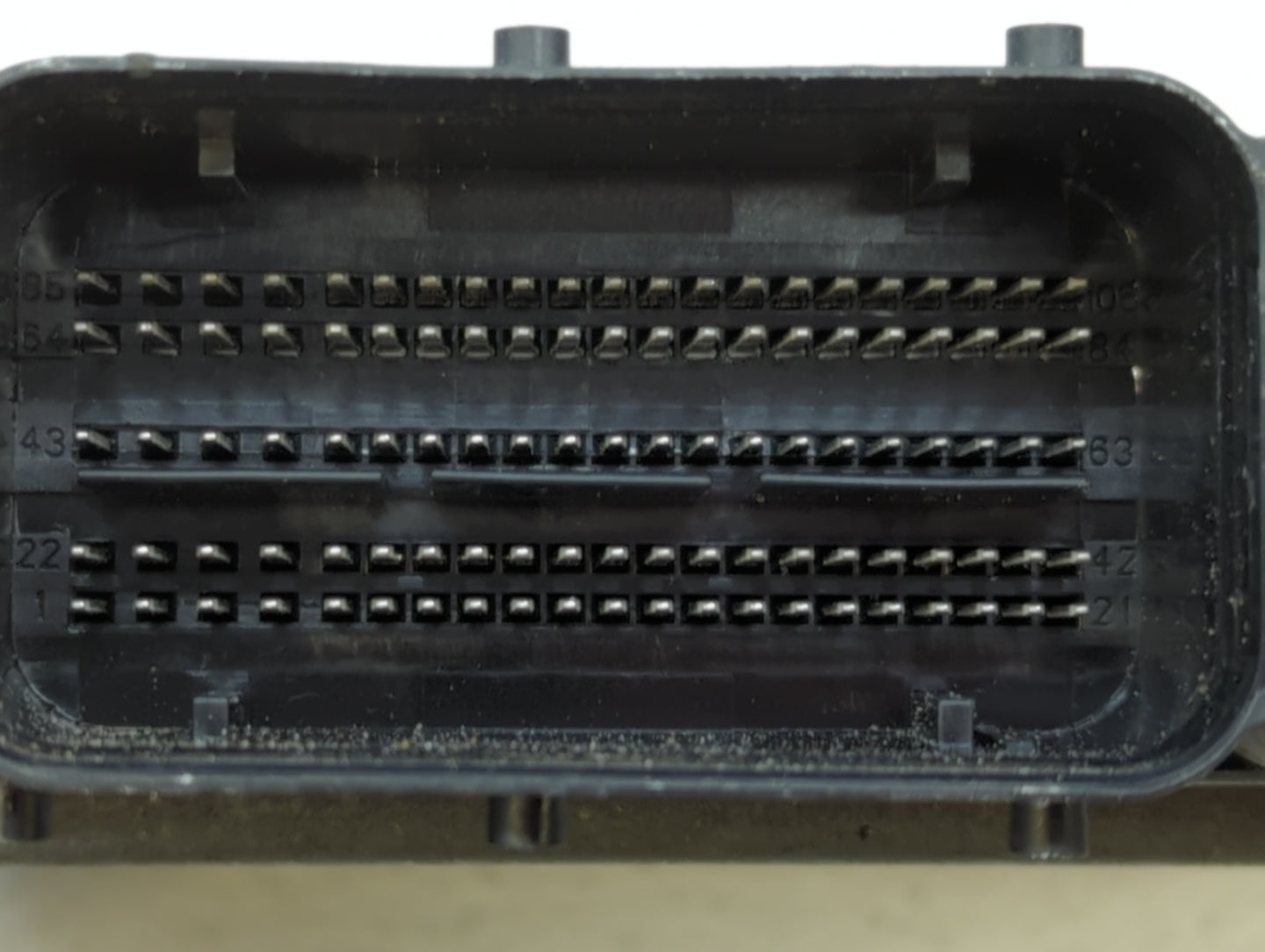 2015 Volkswagen Passat PCM Engine Control Computer ECU ECM PCU OEM P/N:06K 906 071 J Fits OEM Used Auto Parts - Oemusedautop