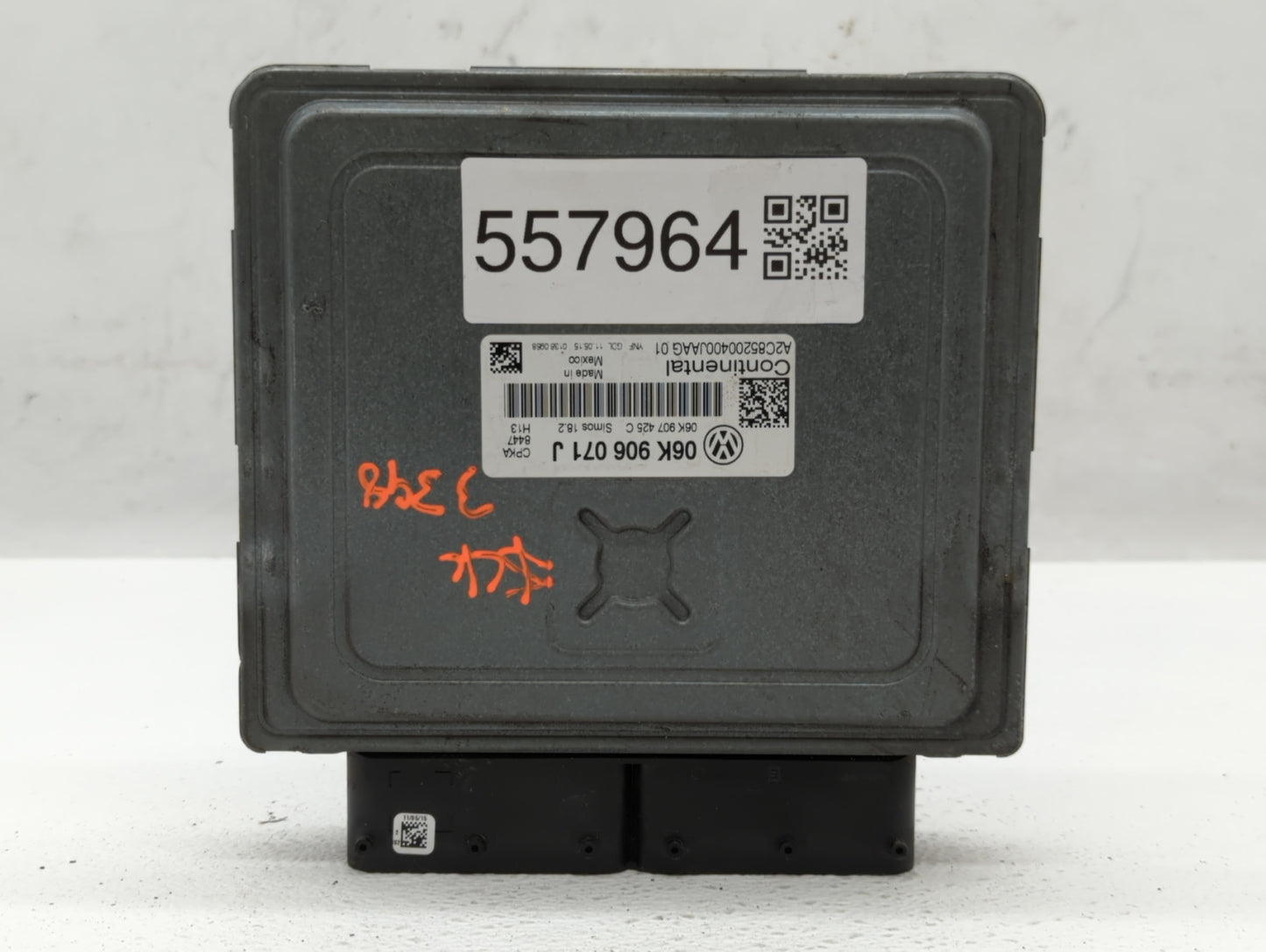 2015 Volkswagen Passat PCM Engine Control Computer ECU ECM PCU OEM P/N:06K 906 071 J Fits OEM Used Auto Parts - Oemusedautop