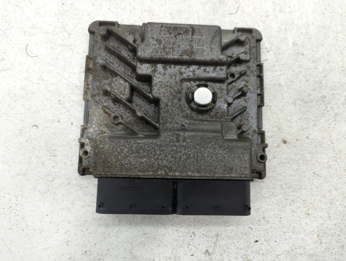 2015 Volkswagen Passat PCM Engine Control Computer ECU ECM PCU OEM P/N:06K 906 071 K Fits OEM Used Auto Parts - Oemusedautop
