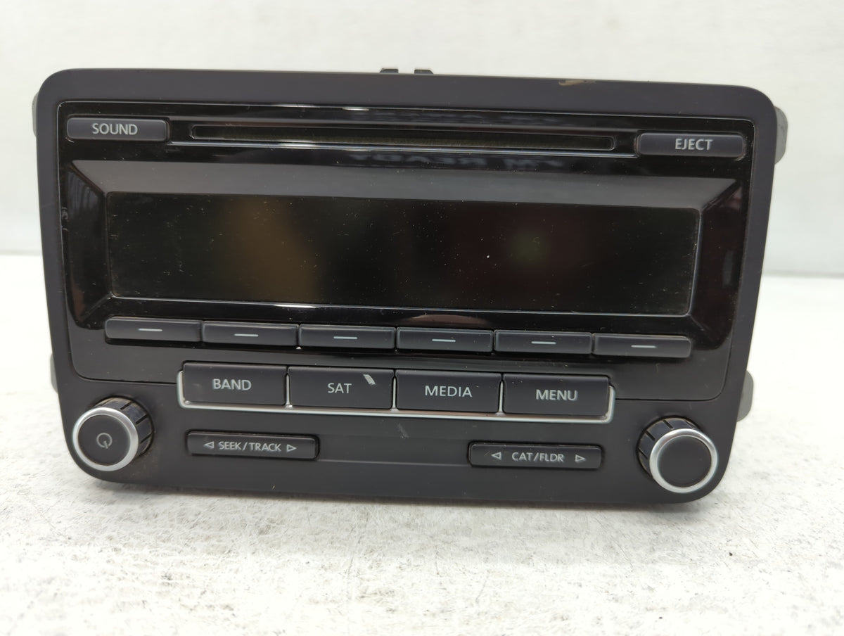 2013-2015 Volkswagen Passat Am Fm Cd Player Radio Receiver 596866 - Oemusedautoparts1.com