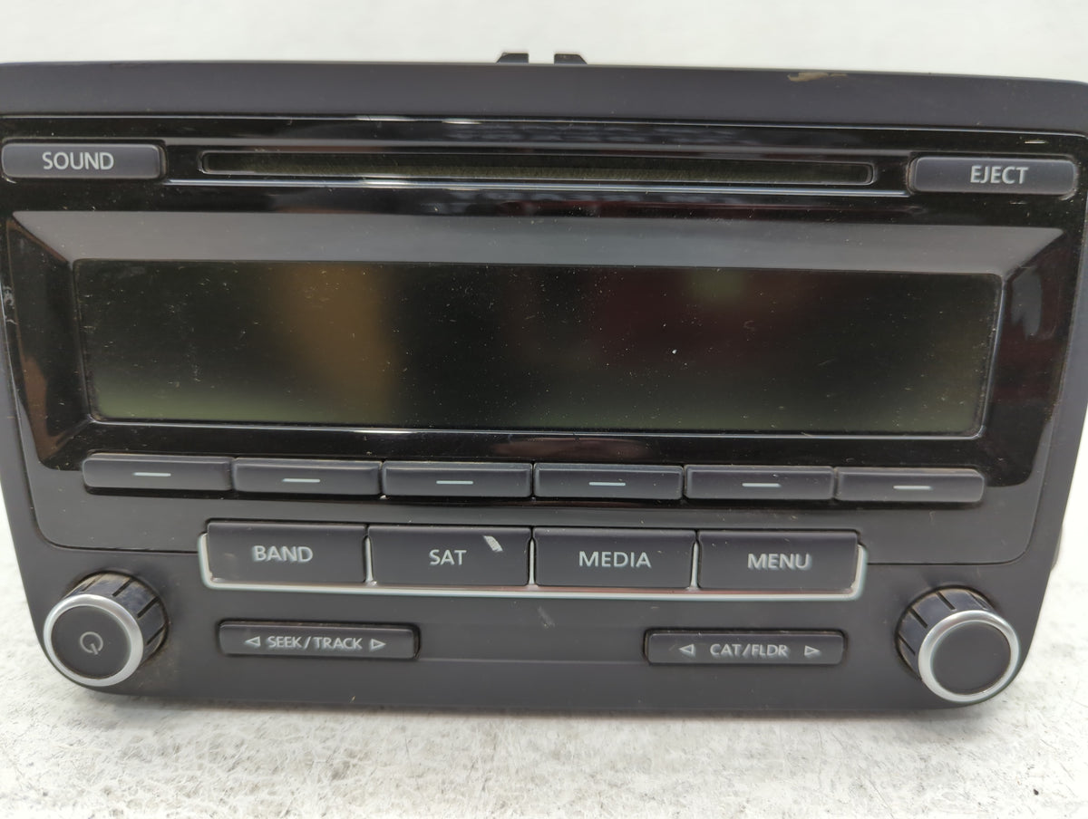 2013-2015 Volkswagen Passat Am Fm Cd Player Radio Receiver 596866 - Oemusedautoparts1.com